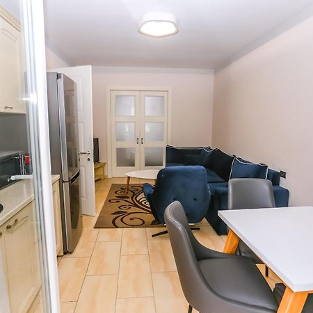 Viatirana By Shqiptrip Apartment Ngoại thất bức ảnh
