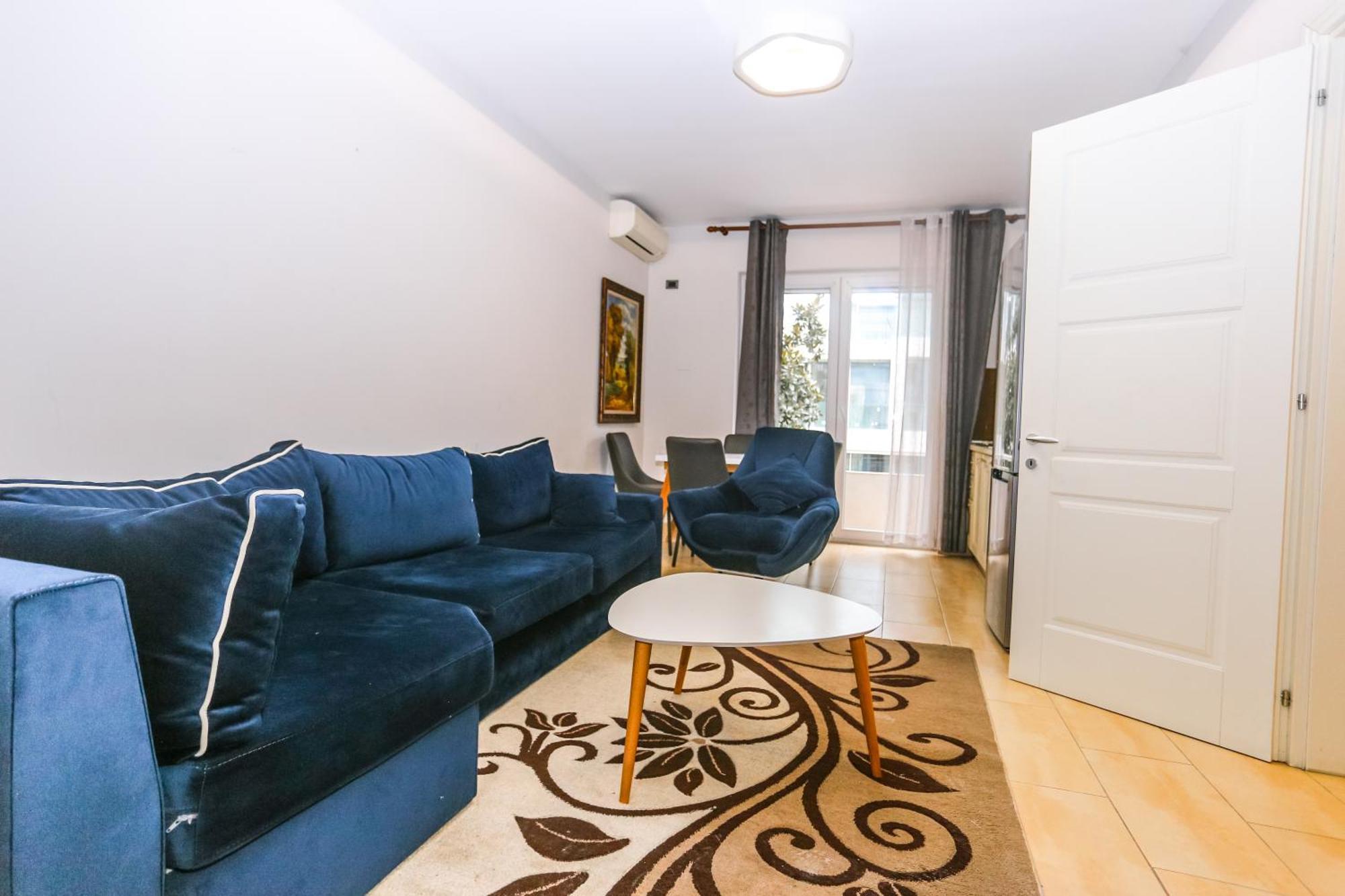 Viatirana By Shqiptrip Apartment Ngoại thất bức ảnh